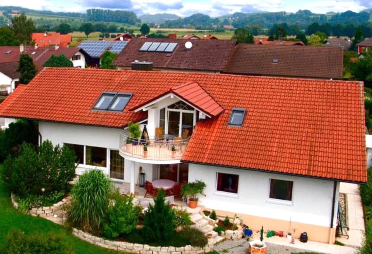 Ferienwohnung Bellissima Ering Esterno foto